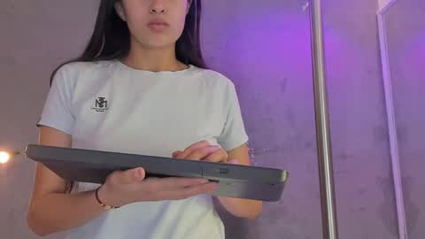 Snapshot of alice__susan chatting on 15, 4, 2026 Alice Susan online show from 15, 4, 2026