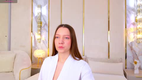 Alice in Wonderland  online show from 2, 3, 2025