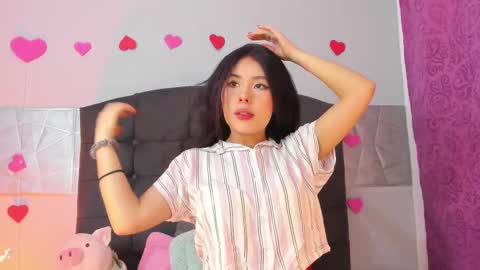  Alice Evans online show from 21, 2, 2025