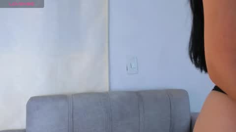 Snapshot of alice_jenner_ chatting on 1, 2, 2025 Alice online show from 1, 2, 2025