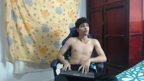 Snapshot of alice_julls chatting on 31, 5, 2026 alice online show from 31, 5, 2026