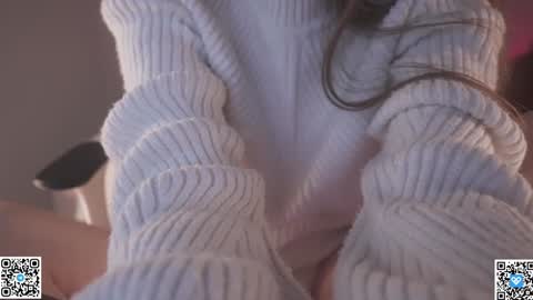 Snapshot of alice_kosmos chatting on 13, 9, 2025 Alice online show from 13, 9, 2025