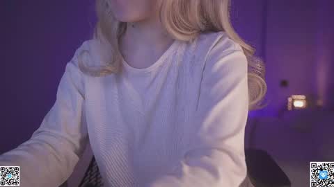 Snapshot of alice_kosmos chatting on 20, 4, 2026 Alice online show from 20, 4, 2026
