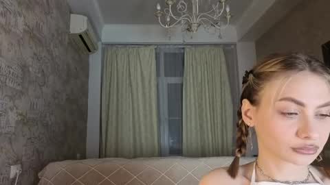 Snapshot of alice_liss_ chatting on 30, 5, 2026 Alice online show from 30, 5, 2026