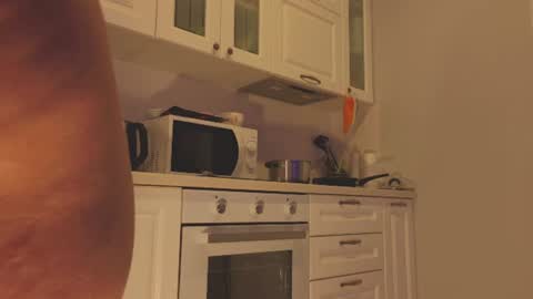 Snapshot of alice_miiiller chatting on 17, 6, 2026 Alice online show from 17, 6, 2026