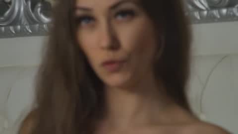 AliceMunro online show from 30, 10, 2025