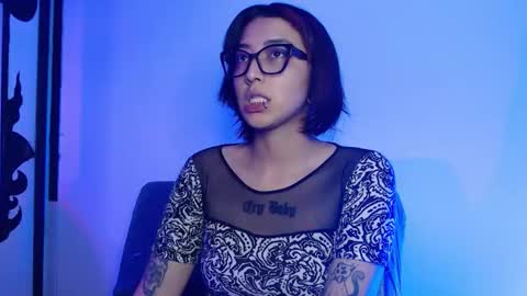      online show from 15, 3, 2026