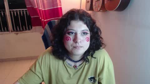 Snapshot of alice_psilocybe_sabina420 chatting on 10, 10, 2025 Alicia Aldara online show from 10, 10, 2025