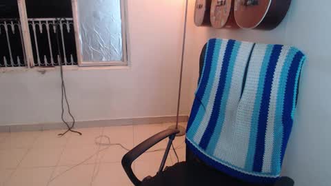 Alicia Aldara online show from 5, 11, 2025