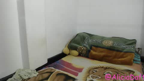 Alicia Aldara online show from 7, 4, 2026