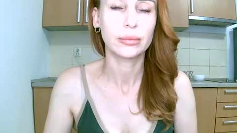 Snapshot of alice_sewx chatting on 28, 7, 2026 Alice Sewx online show from 28, 7, 2026