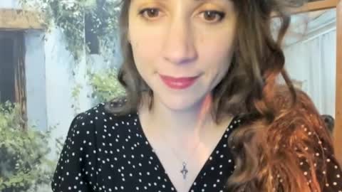 Snapshot of alice_sincere chatting on 8, 6, 2026 Alice Love you all online show from 8, 6, 2026