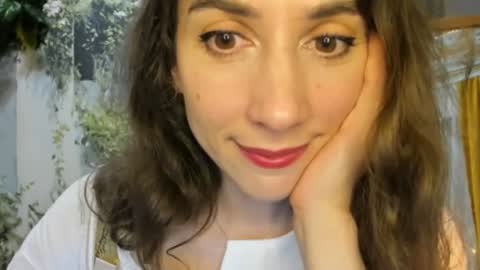 Snapshot of alice_sincere chatting on 26, 6, 2026 Alice Love you all online show from 26, 6, 2026
