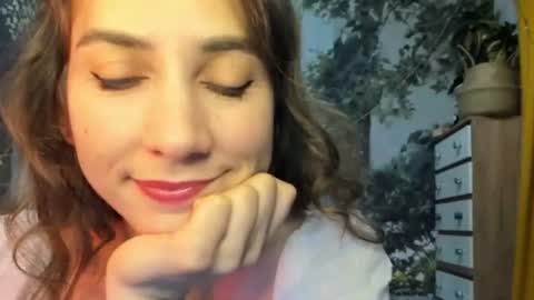 Snapshot of alice_sincere chatting on 6, 7, 2026 Alice Love you all online show from 6, 7, 2026