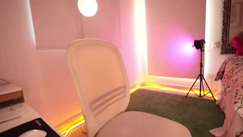 alicealberts online show from 14, 9, 2025