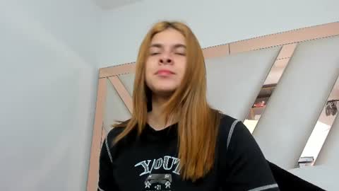 Snapshot of alicecruuz chatting on 3, 7, 2026 AliceCruz online show from 3, 7, 2026