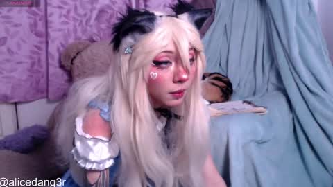 Snapshot of alicedang3r chatting on 15, 2, 2025 Alice online show from 15, 2, 2025