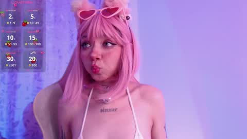 Snapshot of alicedang3r chatting on 10, 9, 2025 Alice online show from 10, 9, 2025