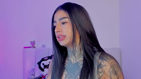 Snapshot of alicee_0 chatting on 30, 9, 2025 Alice online show from 30, 9, 2025