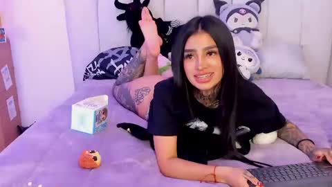 Snapshot of alicee_0 chatting on 11, 6, 2026 Alice online show from 11, 6, 2026
