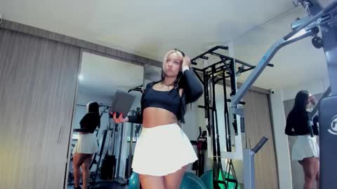 alicee_clark_ online show from 9, 2, 2026