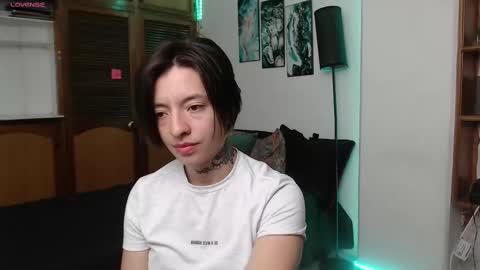 alicee_logan_ online show from 10, 9, 2025