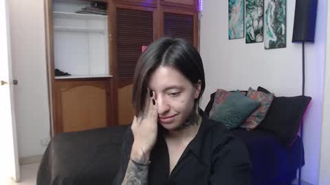 alicee_logan_ online show from 21, 11, 2025