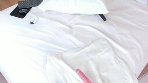 Alice  online show from 2, 2, 2025