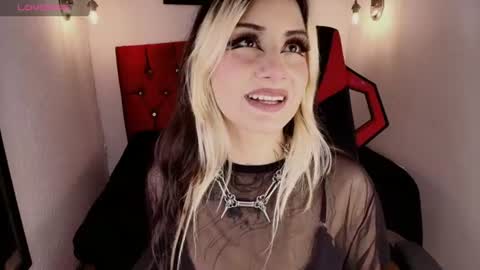 Snapshot of aliceinflames chatting on 3, 7, 2026 Alice online show from 3, 7, 2026