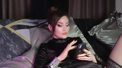 alicejameson online show from 15, 2, 2025