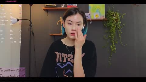 Alice  vacation  online show from 22, 2, 2025