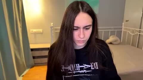 alicekollt online show from 7, 7, 2026