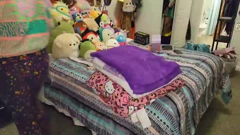 Alice Liddell online show from 2, 2, 2026