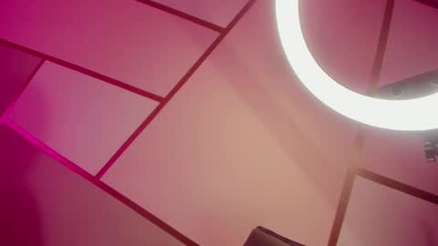 Alice online show from 25, 9, 2025