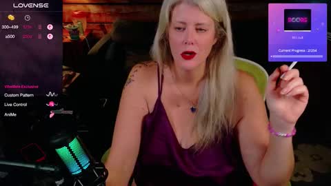 Snapshot of alicescuriosity chatting on 8, 10, 2025 Alices Curiosity online show from 8, 10, 2025