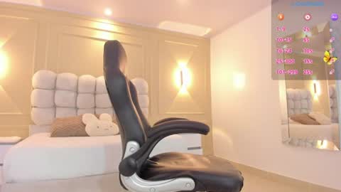          online show from 13, 7, 2026