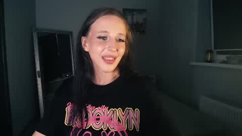 Snapshot of aliceturnon chatting on 5, 7, 2026 Alice online show from 5, 7, 2026