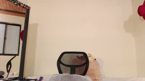 Snapshot of aliceusher_1 chatting on 16, 1, 2025 J Ruiz online show from 16, 1, 2025