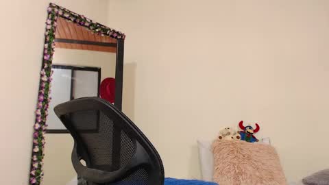 Snapshot of aliceusher_1 chatting on 26, 1, 2025 J Ruiz online show from 26, 1, 2025