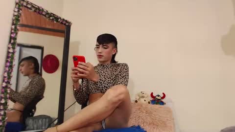 Snapshot of aliceusher_1 chatting on 30, 1, 2025 J Ruiz online show from 30, 1, 2025