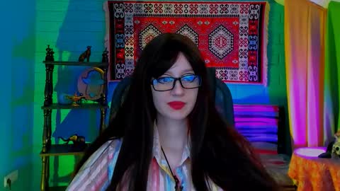 alicewelch_ online show from 12, 10, 2025