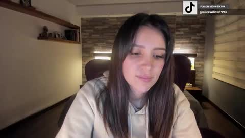 Alice online show from 10, 9, 2025