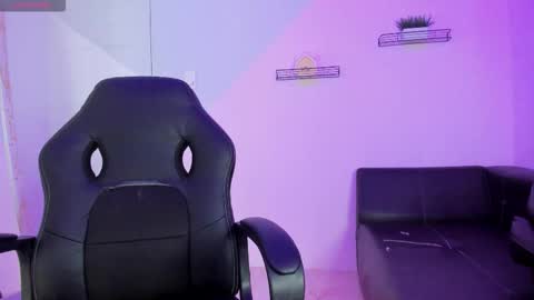 Alicia online show from 17, 10, 2025