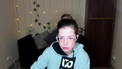 Snapshot of alicia_folow chatting on 27, 1, 2025 Alicia online show from 27, 1, 2025