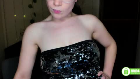 Snapshot of alicia_folow chatting on 2, 2, 2025 Alicia online show from 2, 2, 2025