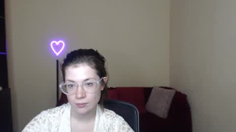 Snapshot of alicia_folow chatting on 6, 2, 2025 Alicia online show from 6, 2, 2025