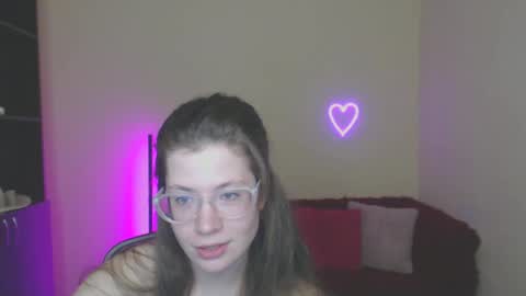 Snapshot of alicia_folow chatting on 22, 2, 2025 Alicia online show from 22, 2, 2025