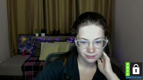 Snapshot of alicia_folow chatting on 27, 9, 2025 Alicia online show from 27, 9, 2025