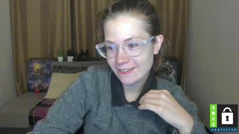 Snapshot of alicia_folow chatting on 30, 9, 2025 Alicia online show from 30, 9, 2025