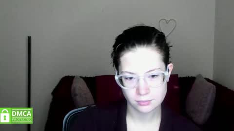 Snapshot of alicia_folow chatting on 18, 10, 2025 Alicia online show from 18, 10, 2025